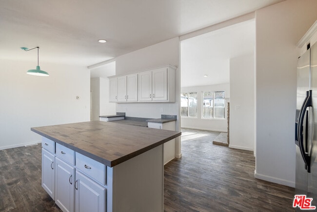 45999 South St in Big Bear, CA - Building Photo - Building Photo