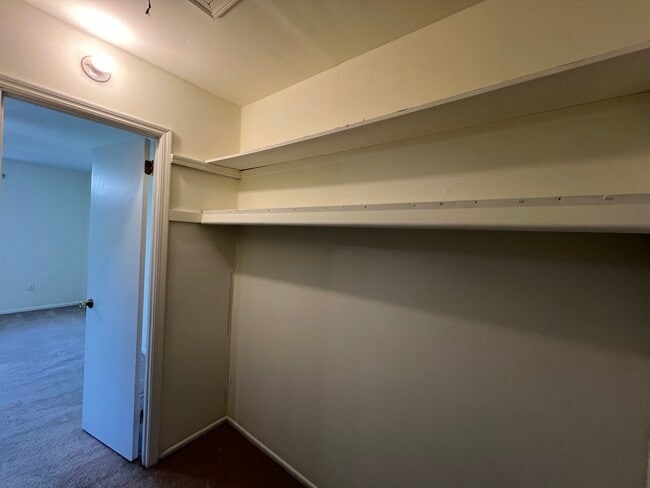 9153 Ellie Dr, Unit 1 in Philadelphia, PA - Building Photo - Building Photo