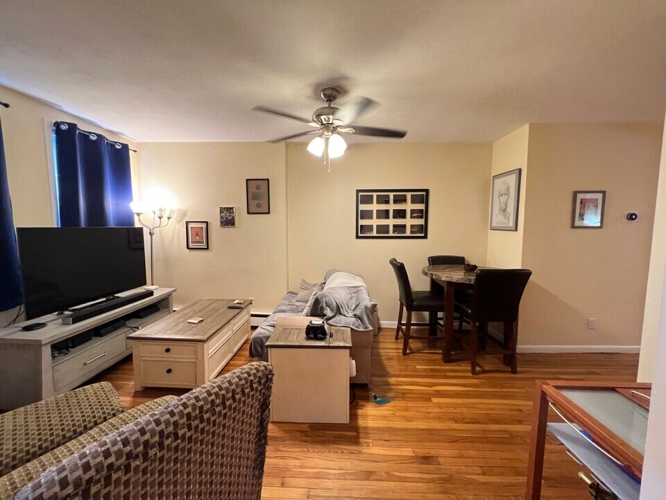 41 Cross St, Unit 1 in Somerville, MA - Building Photo