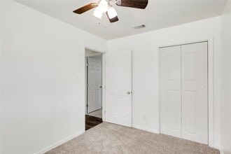 809 Neans Dr in Austin, TX - Building Photo - Building Photo