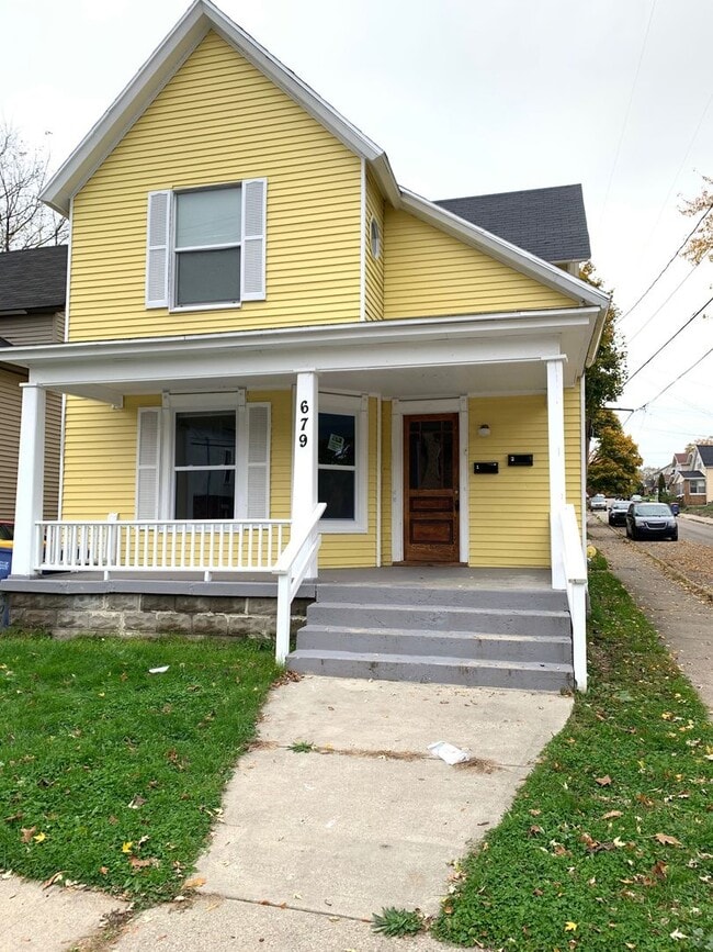 property at 679 Fremont Ave NW
