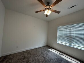 2005 Tumbleweed Trail in Poplar Bluff, MO - Building Photo - Building Photo