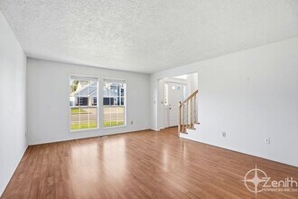 16101 SE 18th St in Vancouver, WA - Building Photo - Building Photo