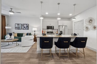 Promenade Apartments in Plano, TX - Building Photo