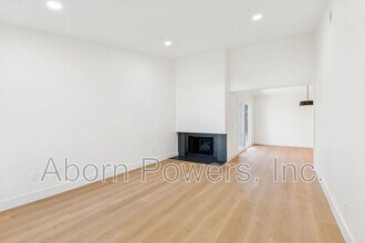 9752 Woodhollow Way in Sacramento, CA - Building Photo - Building Photo