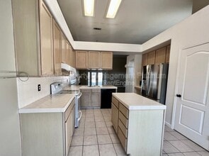 3698 Judy Ave in Clovis, CA - Building Photo - Building Photo