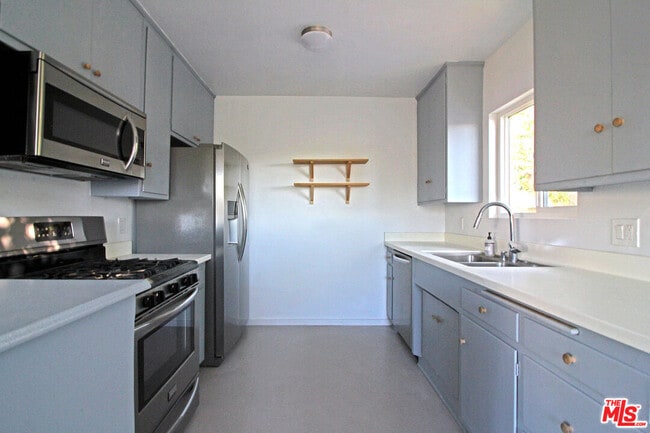 property at 4110 Division Pl