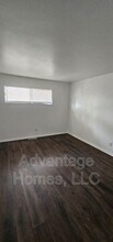 805 N 70th St in Kansas City, KS - Building Photo - Building Photo