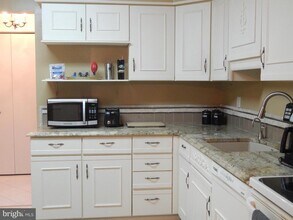 100 Castletown Rd in Timonium, MD - Building Photo - Building Photo