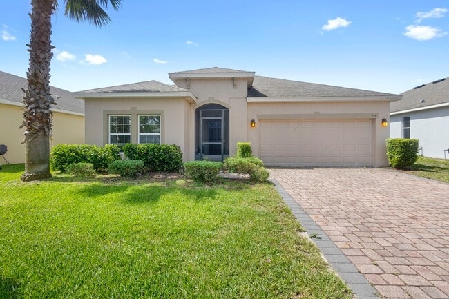 property at 215 Lakeshore Dr