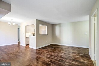 12215 Braxfield Ct in North Bethesda, MD - Building Photo - Building Photo