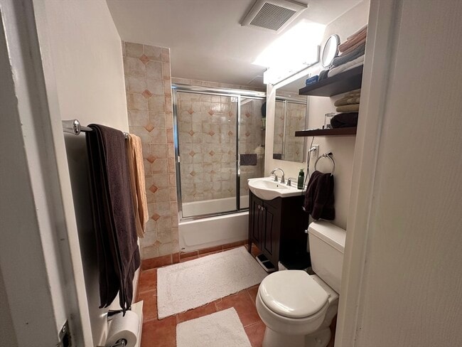 14 Trowbridge St, Unit 1C, Unit 1C