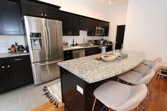 48 Winter St, Unit 2-1 in Boston, MA - Building Photo - Building Photo