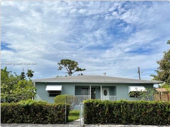 843 NE 14th Ct in Fort Lauderdale, FL - Building Photo