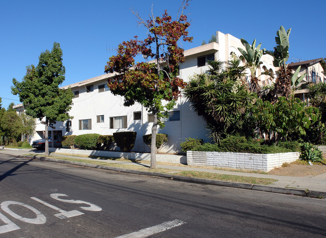 901 N Inglewood Ave in Inglewood, CA - Building Photo - Building Photo