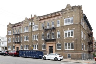 158 Gregory Ave Apartments