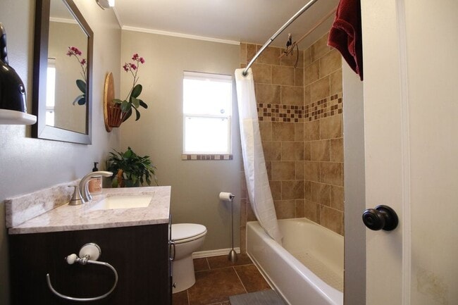 3104 Barge St in Yakima, WA - Building Photo - Building Photo