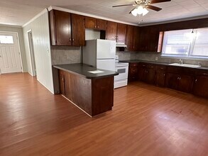 402 Parker Ave in Mooresville, NC - Building Photo - Building Photo