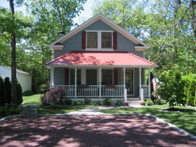 property at 38 Baycrest Ave