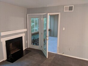 10224 Iron Mill Rd in Richmond, VA - Building Photo - Building Photo