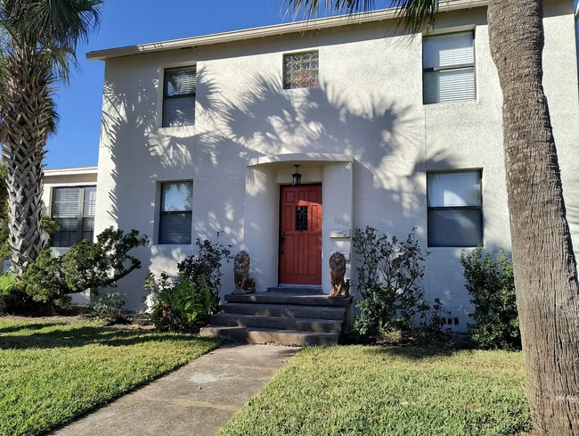 1818 3rd St, Unit 1st Floor in Neptune Beach, FL - Foto de edificio - Building Photo