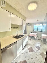 150 PARK 2016 Park in Windsor, ON - Building Photo - Building Photo