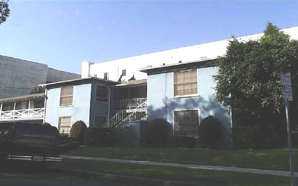 10831-10839 La Grange Ave in Los Angeles, CA - Building Photo - Building Photo