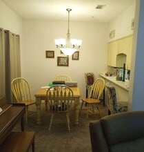 1610 Annabellas Way in Panama City Beach, FL - Foto de edificio - Building Photo