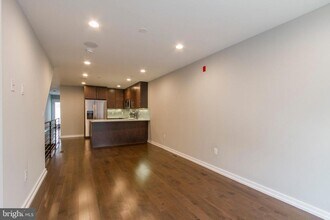 908 S 21st St in Philadelphia, PA - Building Photo - Building Photo