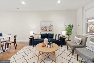 1029 Euclid St NW in Washington, DC - Building Photo - Building Photo
