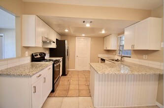 4730 Presidential St in Seffner, FL - Building Photo - Building Photo