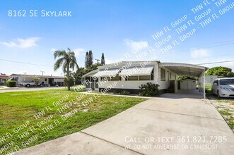 8162 SE Skylark Ave in Hobe Sound, FL - Building Photo - Building Photo