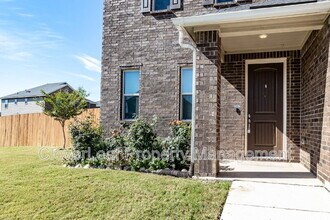 14712 Gecko Lndg in San Antonio, TX - Building Photo - Building Photo