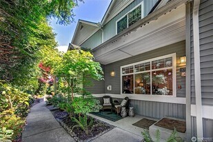 959 232nd Ln NE in Sammamish, WA - Building Photo