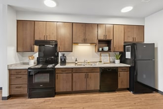 Westside Commons in Wausau, WI - Building Photo - Building Photo