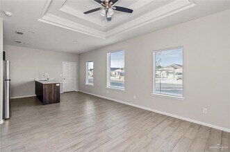 11 West Dr in Edinburg, TX - Building Photo - Building Photo