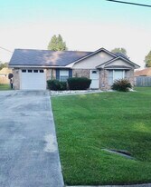 800 Wallace Martin Dr