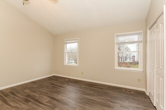 2307 Carved Tree Ln in Charlotte, NC - Building Photo - Building Photo