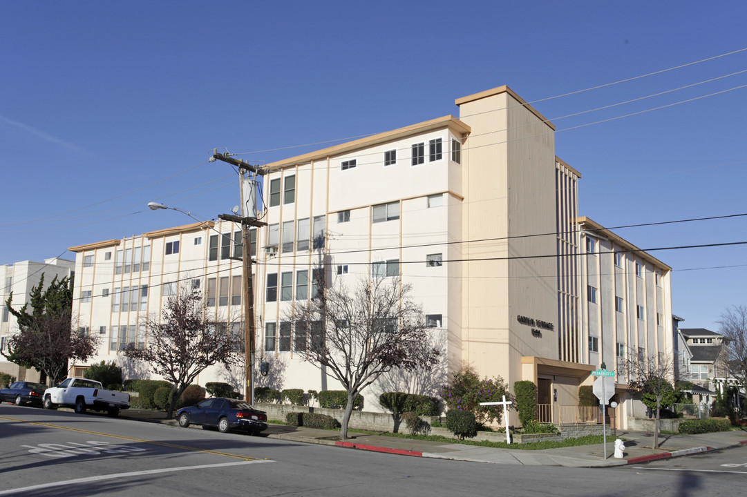 Garden Terrace in San Leandro, CA - Building Photo