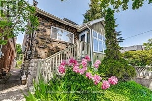 30 Fourth St in Toronto, ON - Building Photo