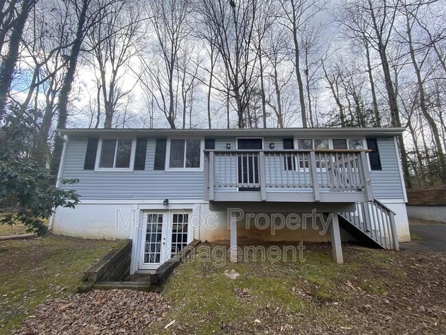 803 Laverne Dr in Ruther Glen, VA - Building Photo - Building Photo