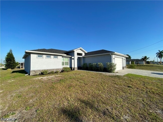 property at 2000 NW 7th Ave