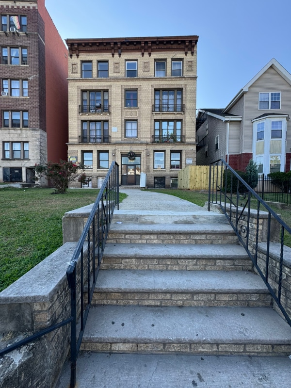 246 Roseville Ave in Newark, NJ - Building Photo - Building Photo