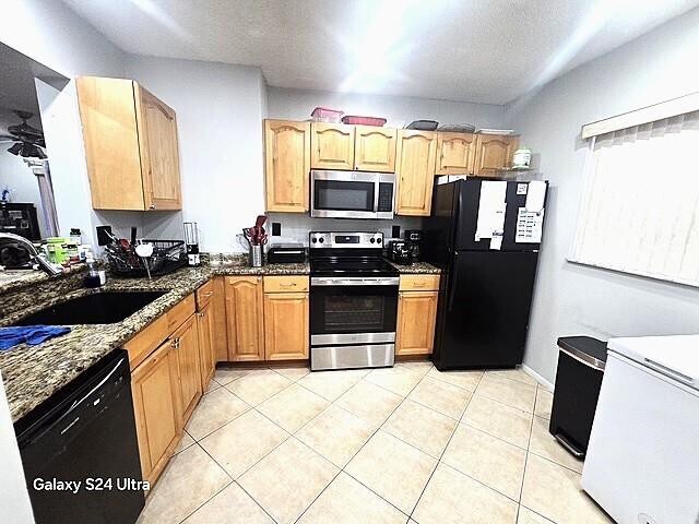 12185 Royal Palm Blvd in Coral Springs, FL - Building Photo - Building Photo