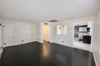 449 Crest Ave in Kirkwood, MO - Building Photo - Building Photo