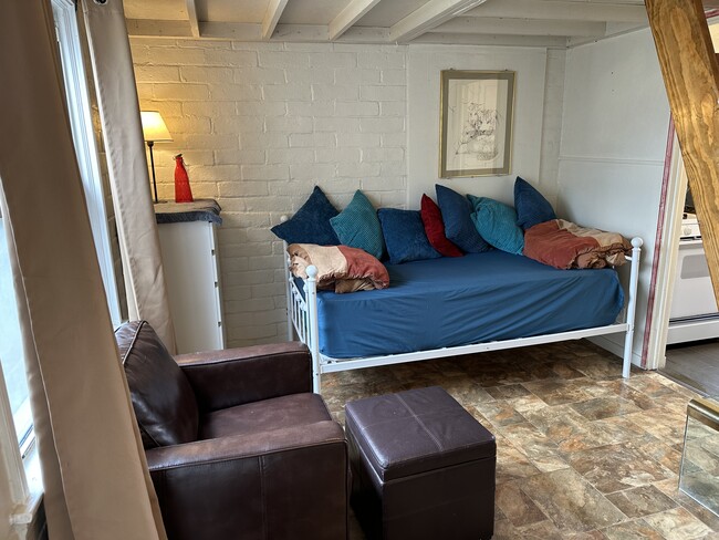 131 Crowley Lake Dr, Unit Studio-Loft