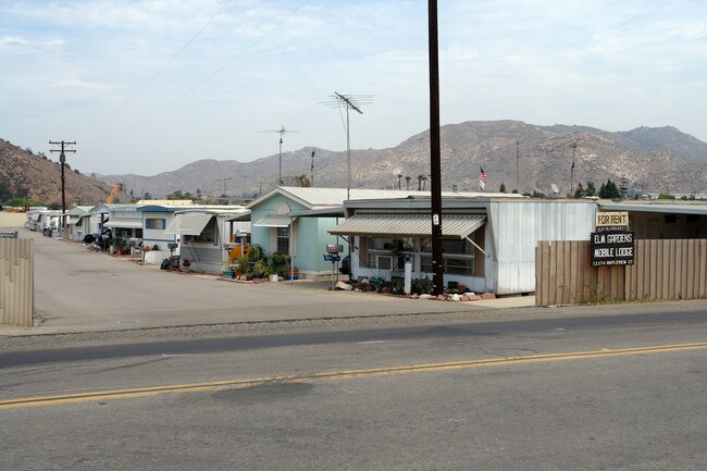 Elm Gardens Mobile Home Park in Lakeside, CA - Building Photo - Building Photo