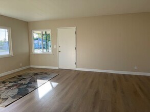 405 E Puente St-Unit -407 in Covina, CA - Building Photo - Building Photo