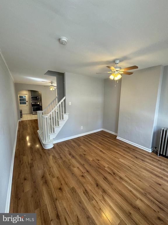 property at 430 E Auburn St