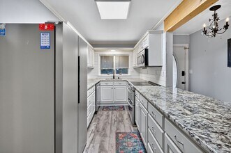 1285 Willivee Dr in Decatur, GA - Building Photo - Building Photo